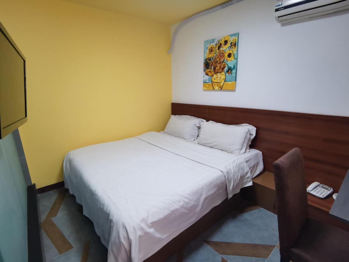 Ou Lu Business Hotel Qingdao Eksteriør billede